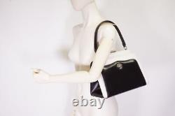 GUCCI Semi Shoulder Hand bag Kiss lock Logo Leather Bicolor White Black 6805h