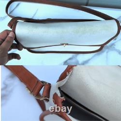Vintage Coach White Spectator City Bag with Brown Trim Leather Crossbody. 9667